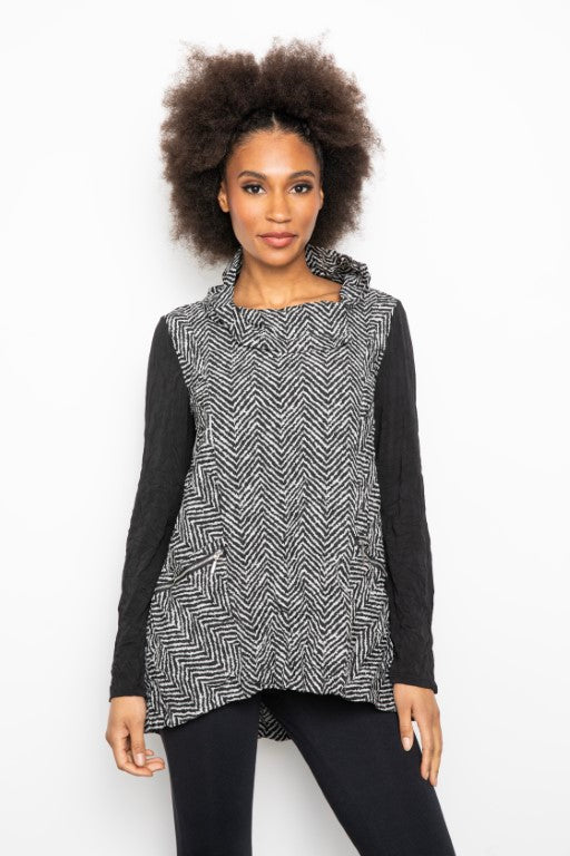 Liv by Habitat Mixed Media Tunic Chevron Print in black and white with zipper pocket detail