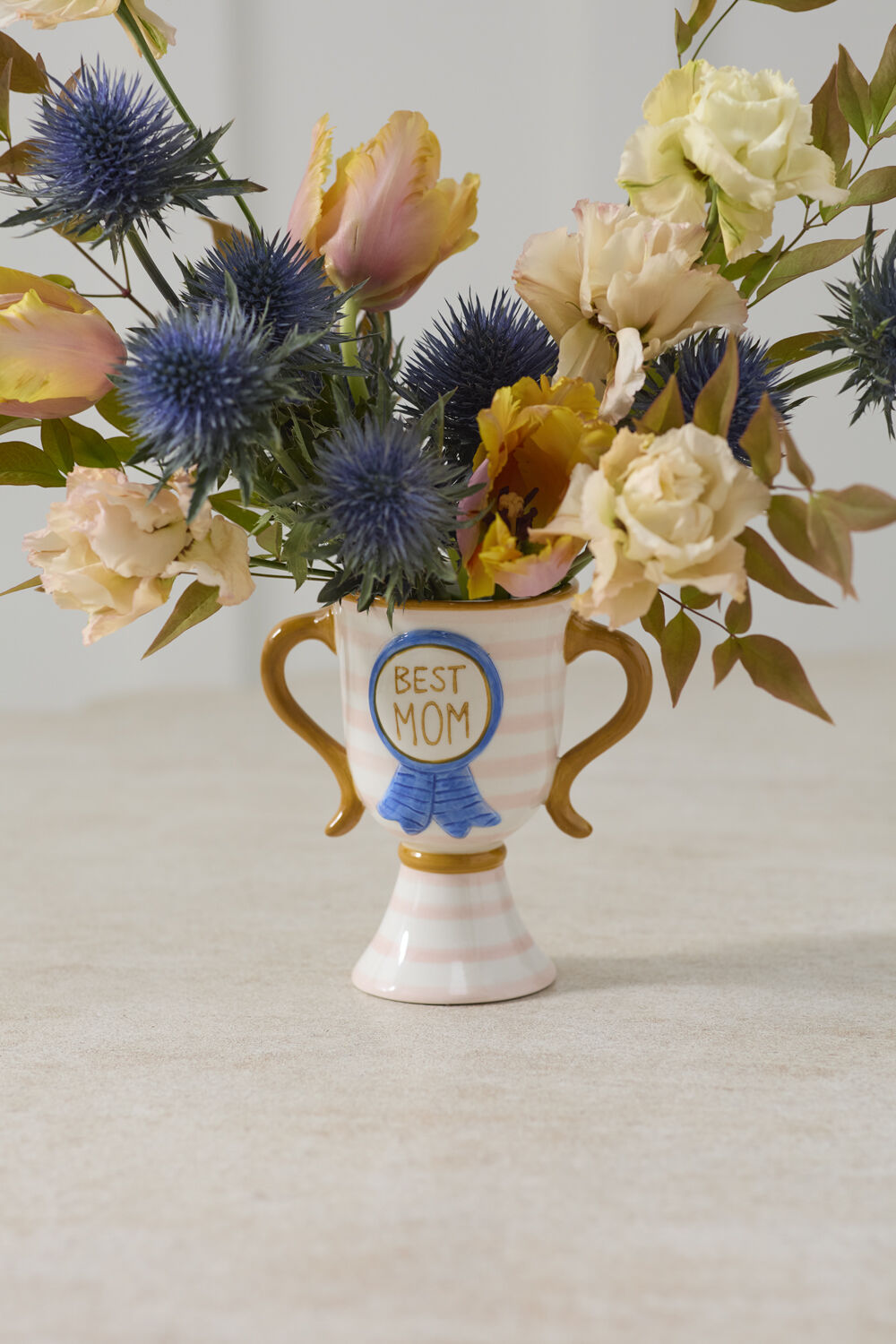 Best Mom Trophy Vase