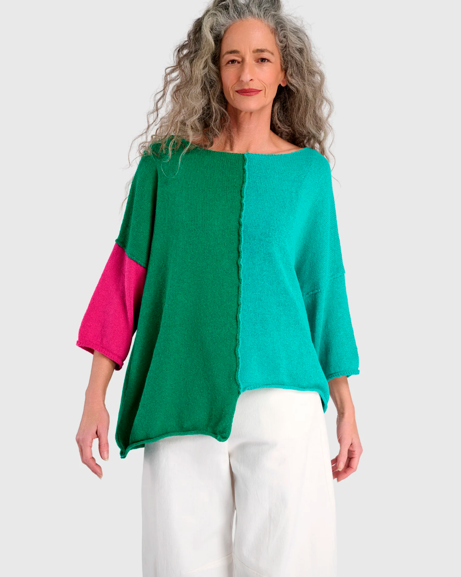  Alembika's Loose Colorblocked Sweater 