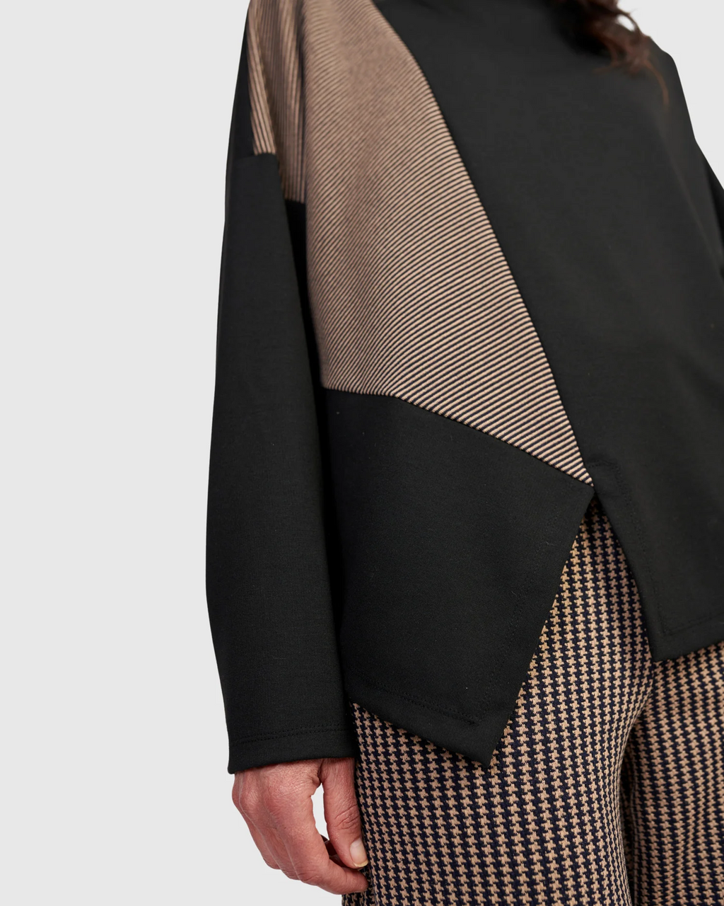 Alembika's Brighton Funnel Top in Chocolate