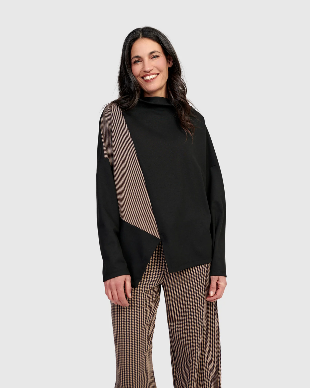 Alembika's Brighton Funnel Top in Chocolate