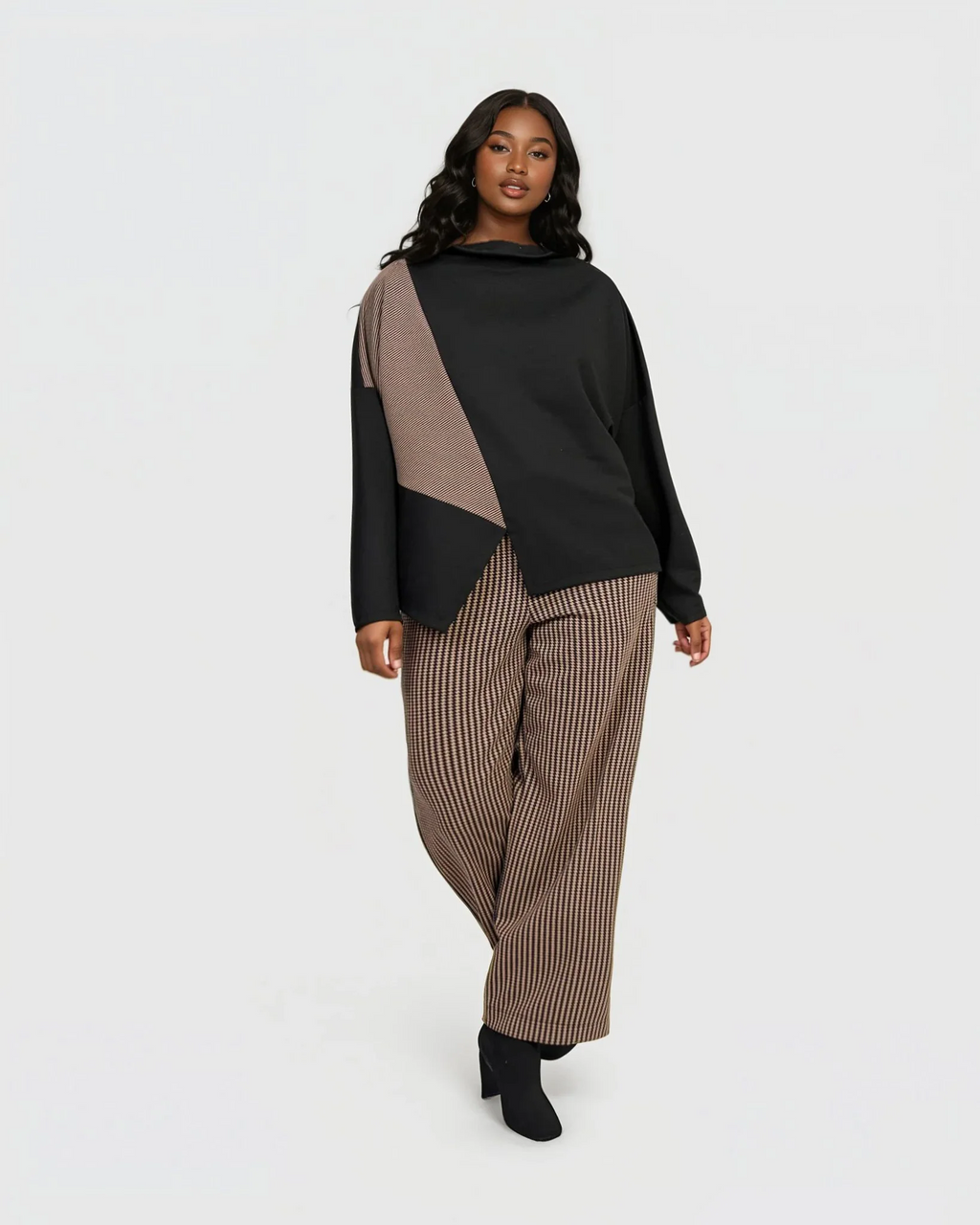 Alembika's Brighton Funnel Top in Chocolate