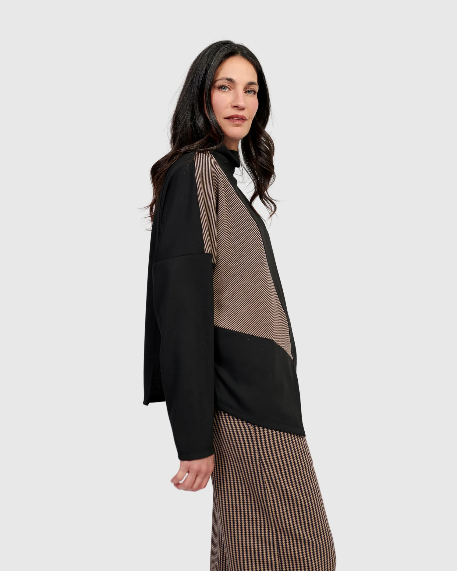 Alembika's Brighton Funnel Top in Chocolate