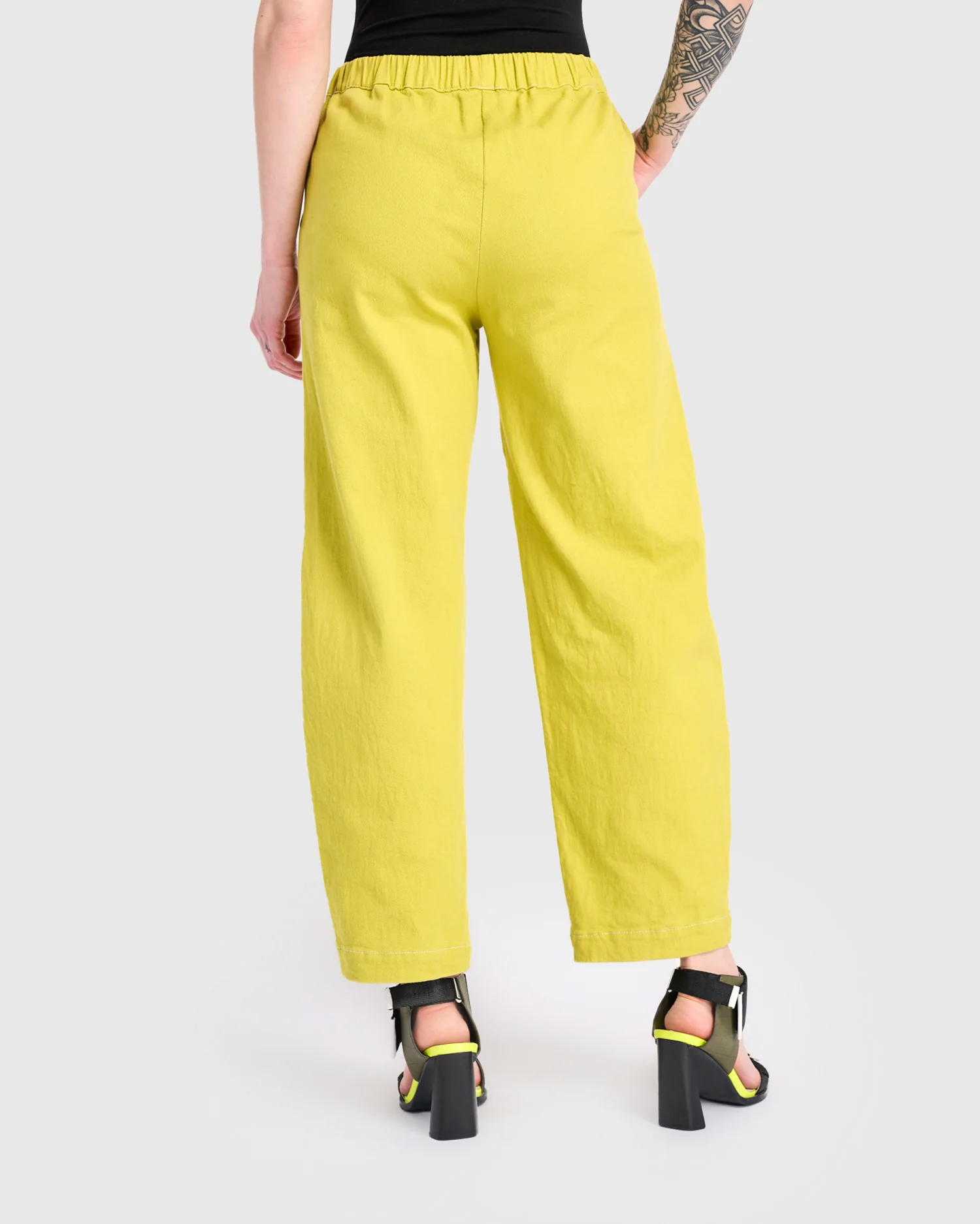 Alembika Papaya Relaxed Pants in Marker