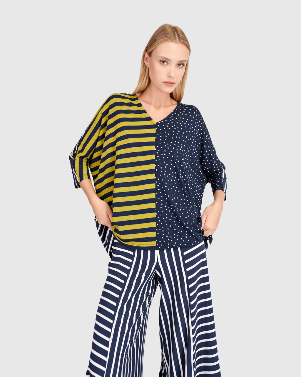 Alembika Sun & Moon Top