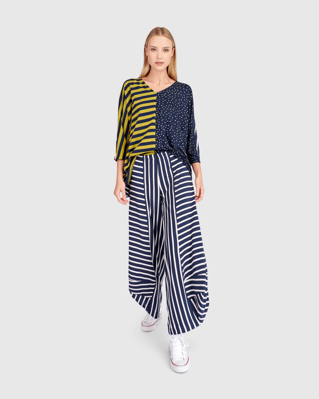 Alembika Sun & Moon Top
