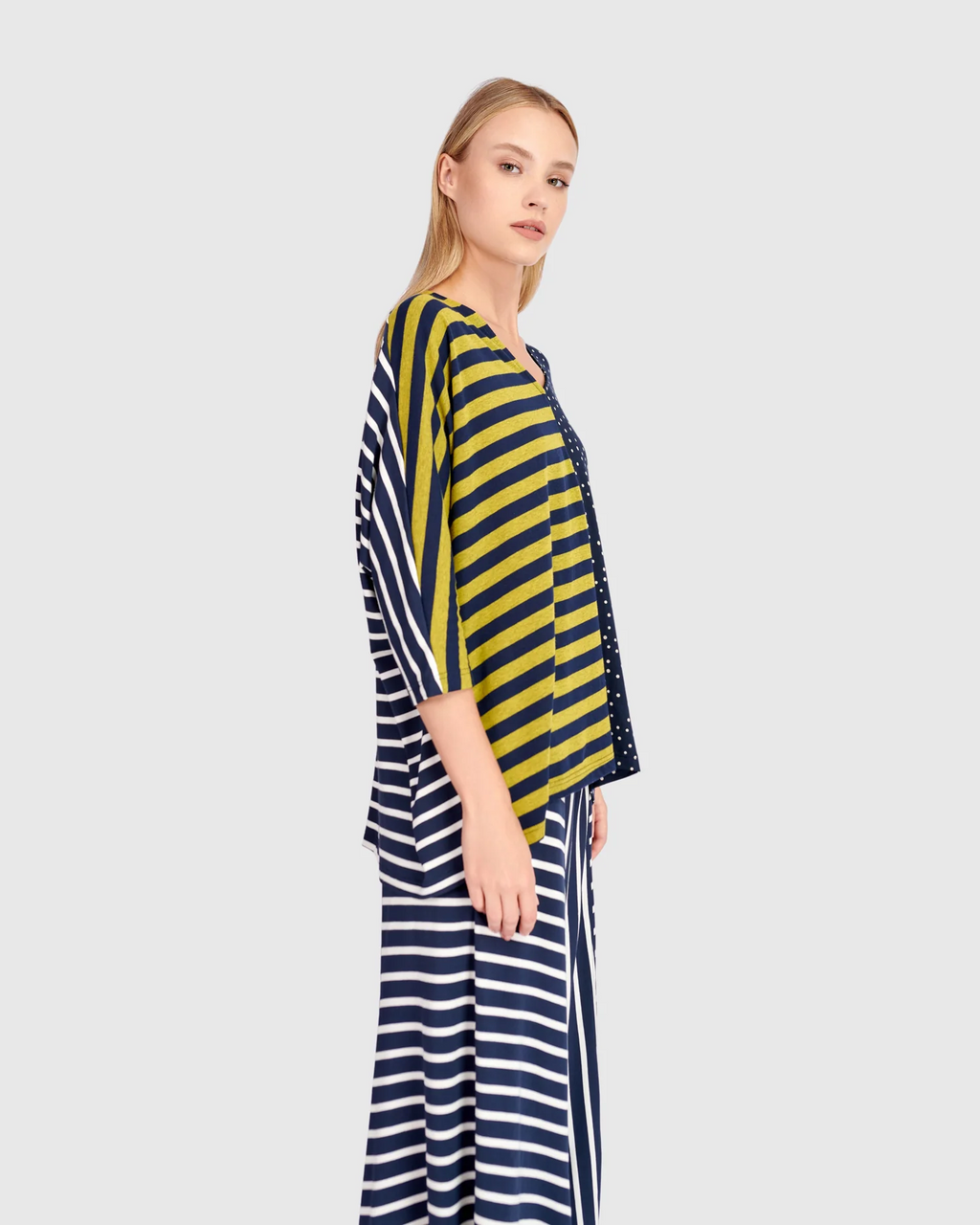 Alembika Sun & Moon Top
