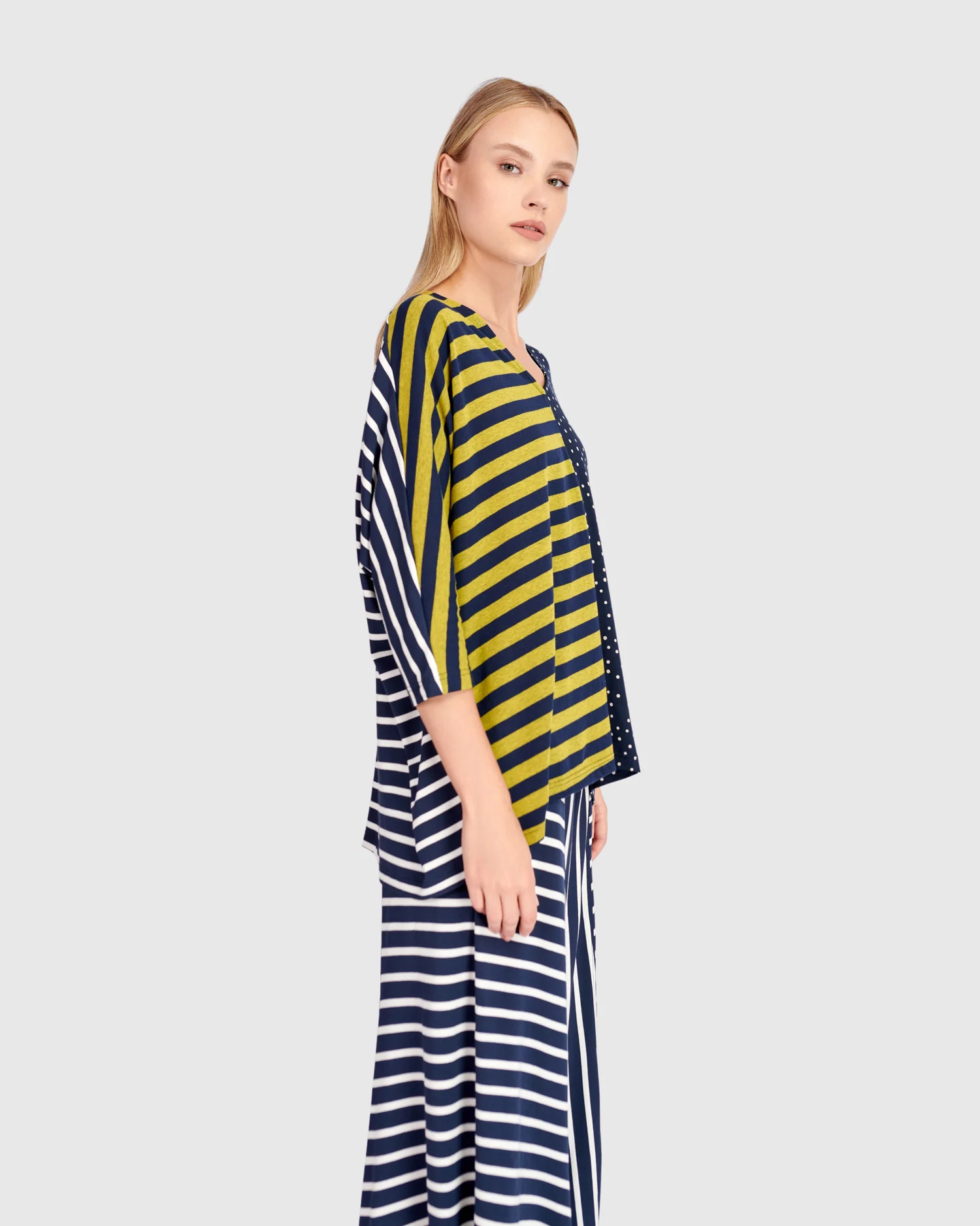 Alembika Sun & Moon Top