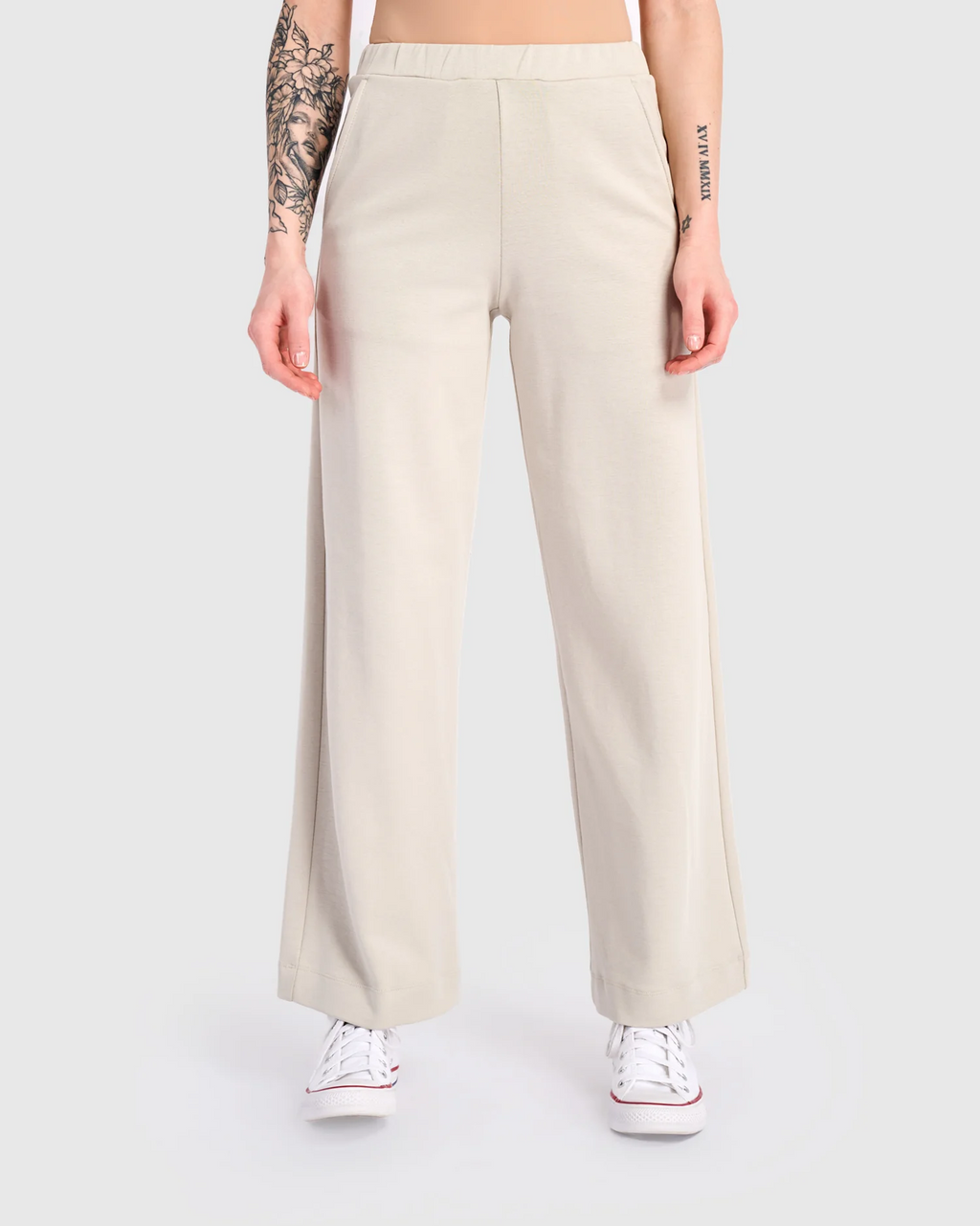 Alembika Urban Foundation Straight Leg Pant in Cream
