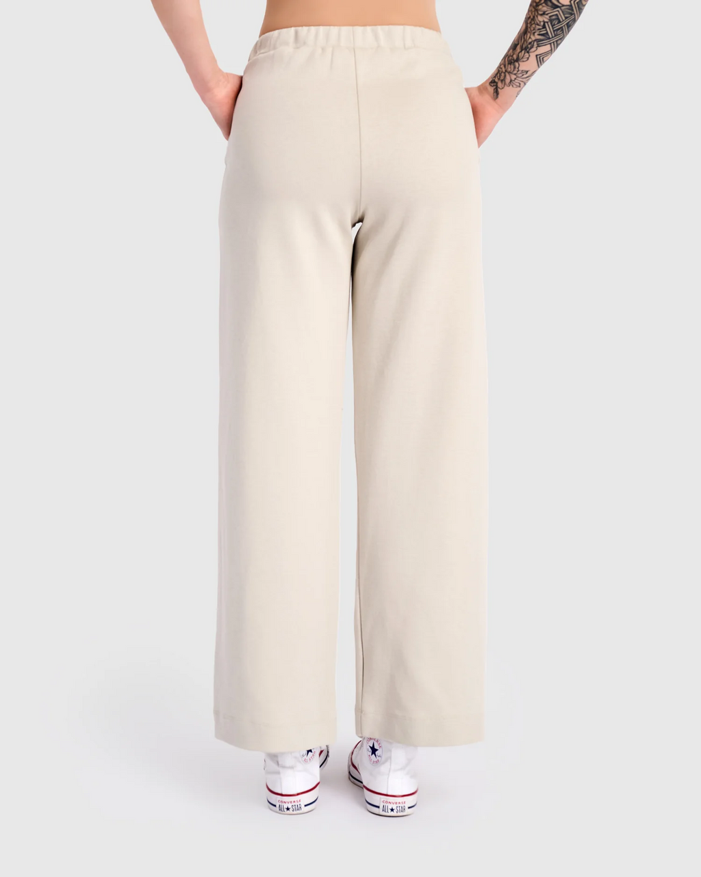 Alembika Urban Foundation Straight Leg Pant in Cream