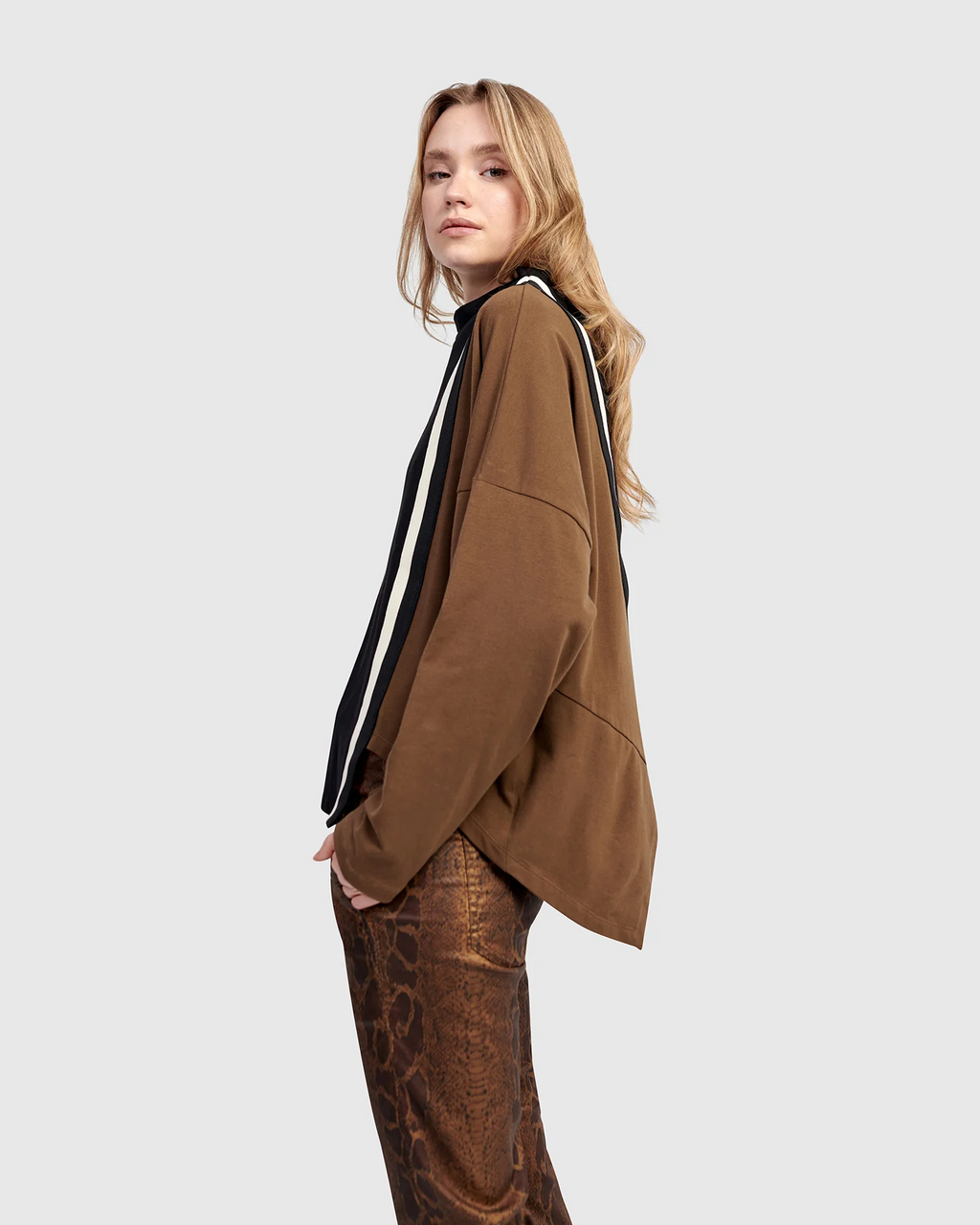 Alembika Urban Trackside Popover Top