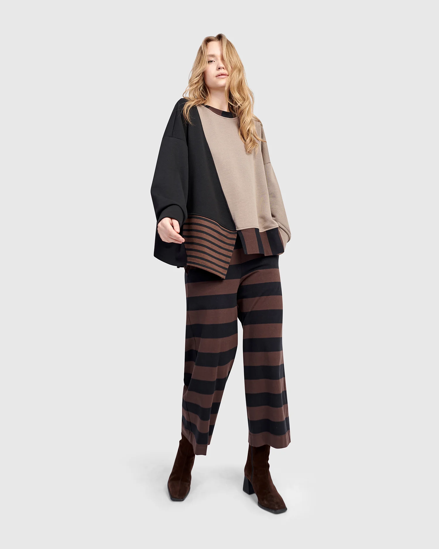 Alembika Urban Blitz Crewneck Top in Mix