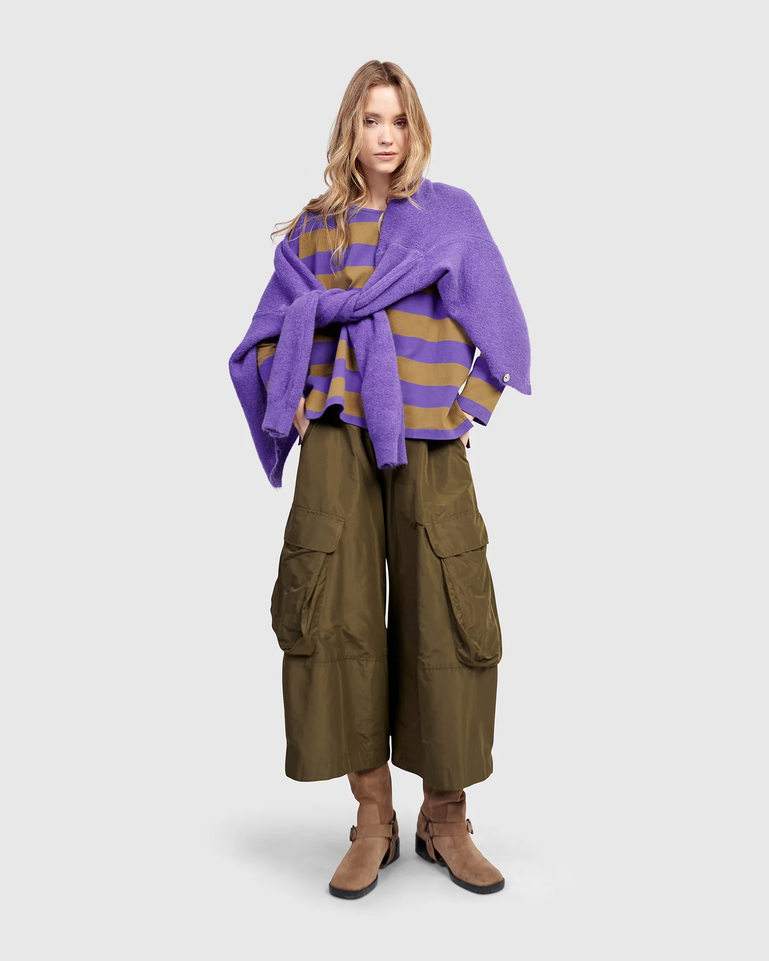 Alembika Urban Wide Cargo Pants in Khaki