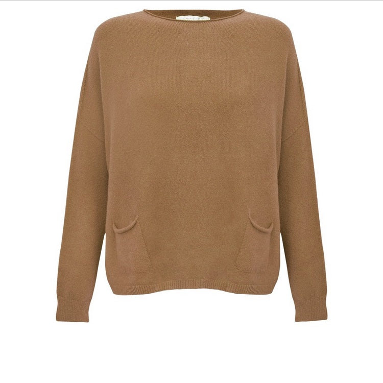 Amazing Woman Jodie Front Pocket Supersoft Knit Jumper in Caramel