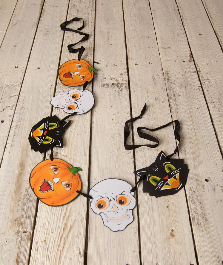 Bethany Lowe Halloween Friends Garland