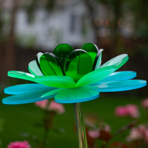 Lotus Flower Medium Garden Sculpture / Click for Colors