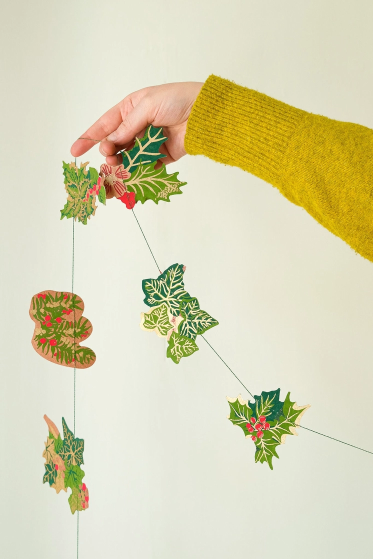 Paper Garland / Click for Styles