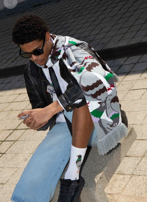Graphic Scarf / Click for Styles