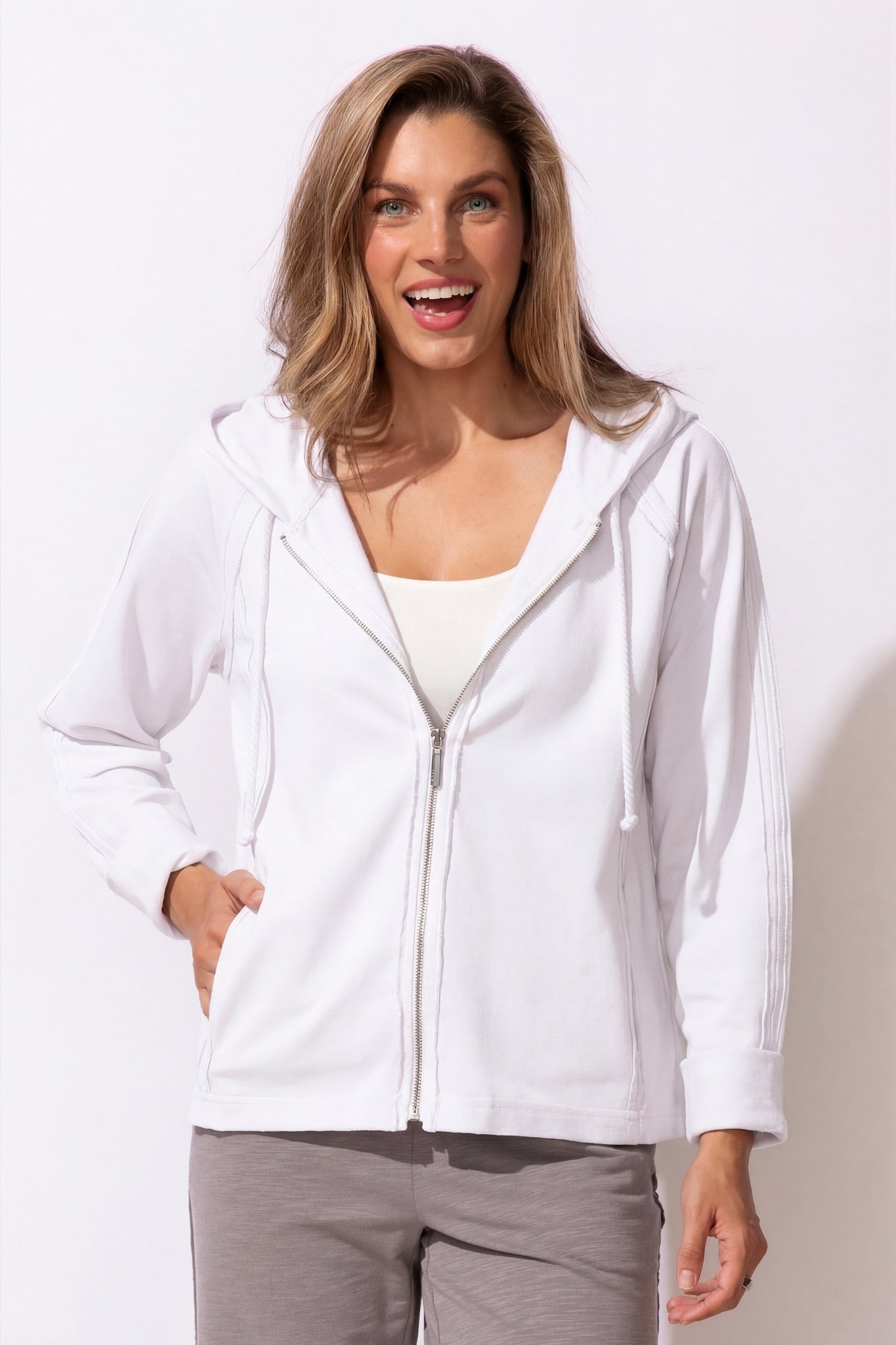 Escape's Take-It-To-Go Hoodie in White