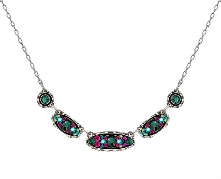 Emerald Sparkle Horizontal Oval Necklace