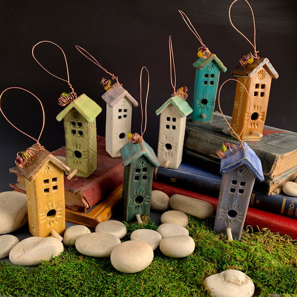 Mini Hanging Birdhouses / Assorted Colors