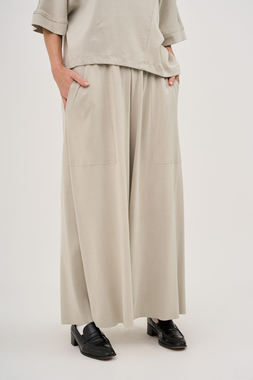 Delet Pant from Gershon Bram