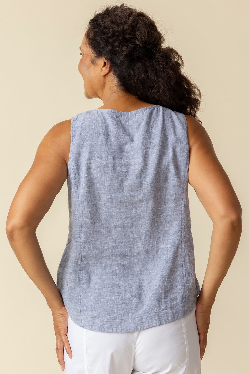 Habitat Clothing Freshen Up Linen Tank in Indigo