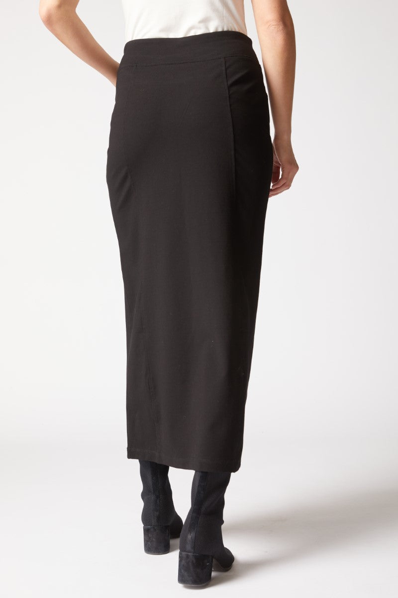 Habitat Core Travel Everything Skirt in Black