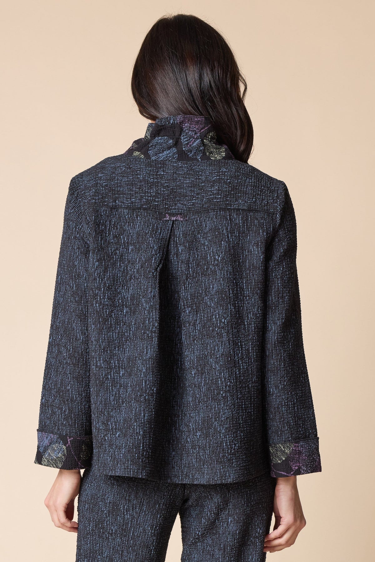 Habitat Crinkle Crepe Scattered Leaves Luna Jacket in Black
