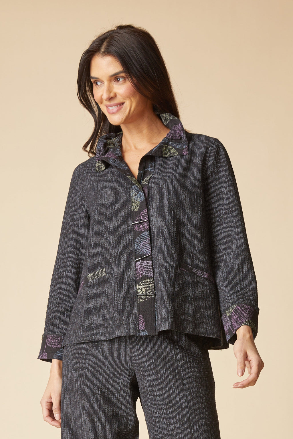 Habitat Crinkle Crepe Scattered Leaves Luna Jacket in Black