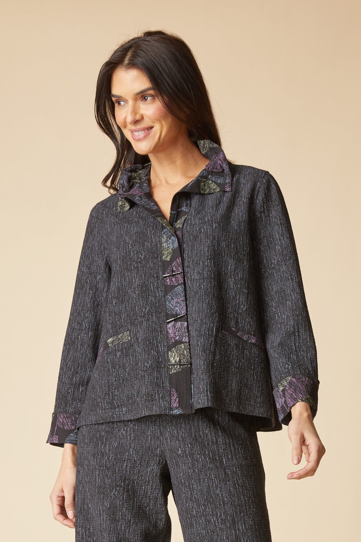 Habitat Crinkle Crepe Scattered Leaves Luna Jacket in Black