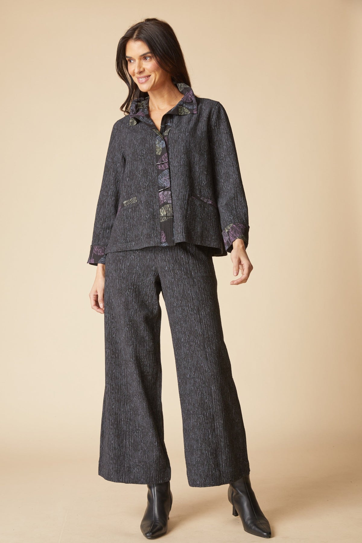 Habitat Crinkle Crepe Scattered Leaves Luna Jacket in Black