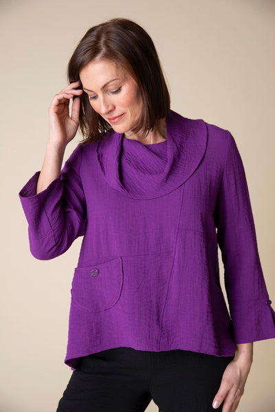 Habitat Express Travel Swing Pocket Cowl in Plum