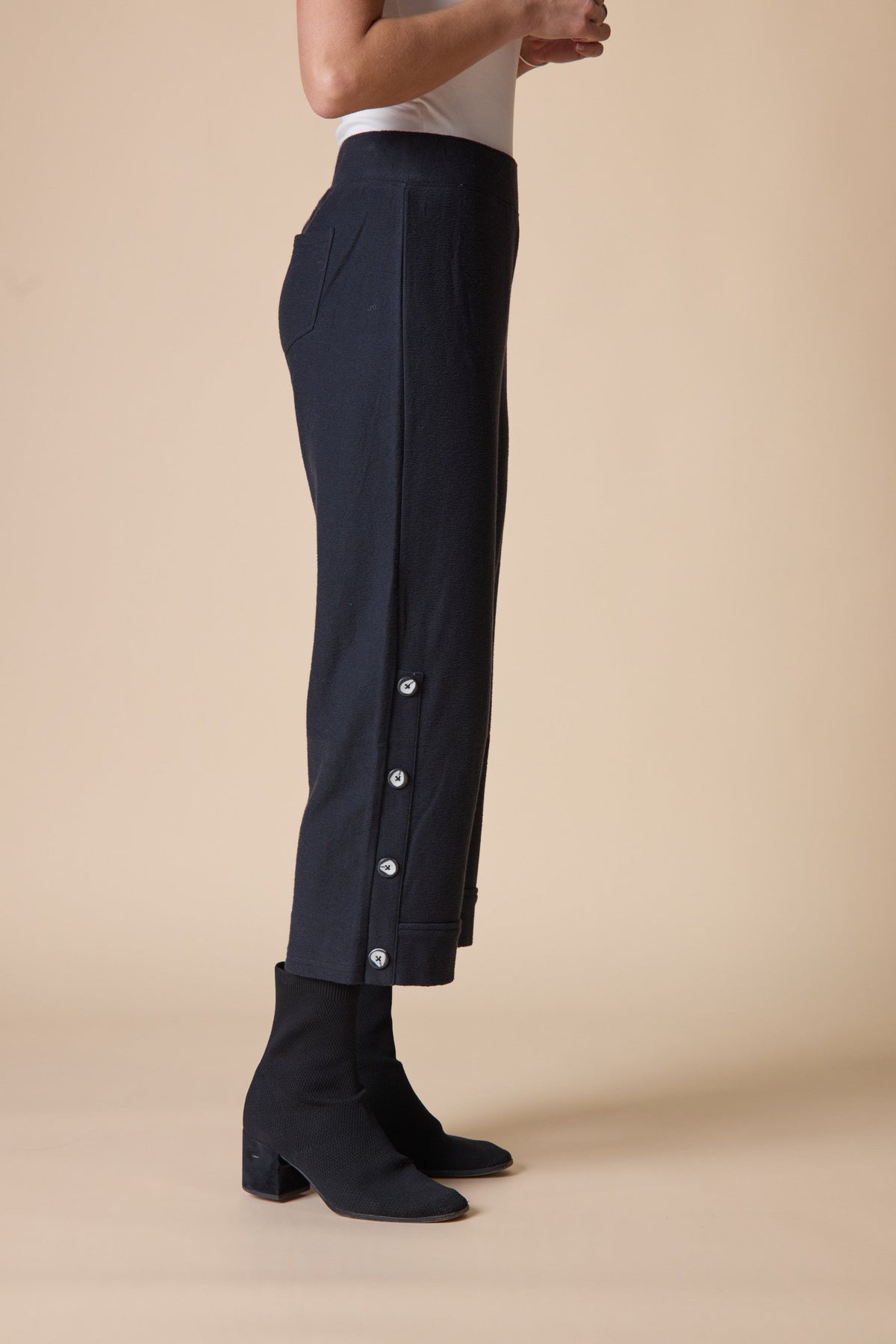 Habitat's Pasadena Knit Monterey Pant in Black