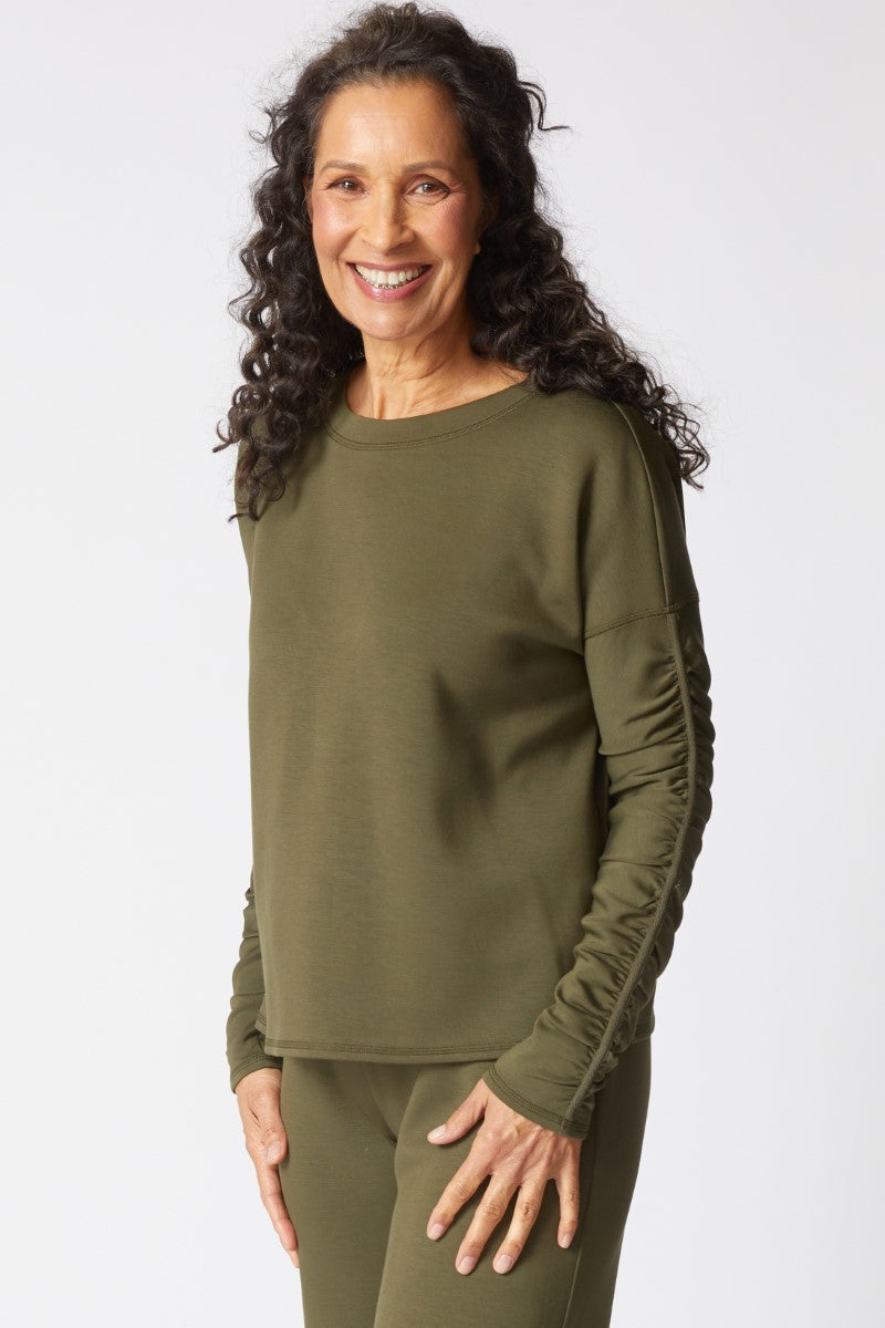Habitat's Passport Wander Pullover