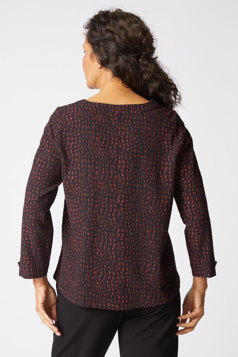 Habitat Pucker Weave Mosaic Button Pullover in Wine