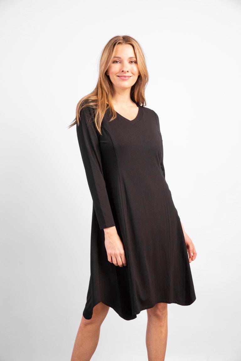 Habitat Core Travel Perfect Dress. Knee Length, Long Sleeve, A-Line with Seam Details.  Black Jersey Fabric.