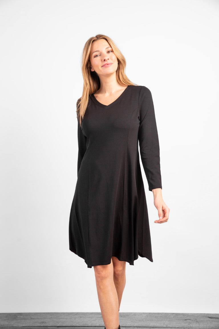 Habitat Core Travel Perfect Dress. Knee Length, Long Sleeve, A-Line with Seam Details.  Black Jersey Fabric.
