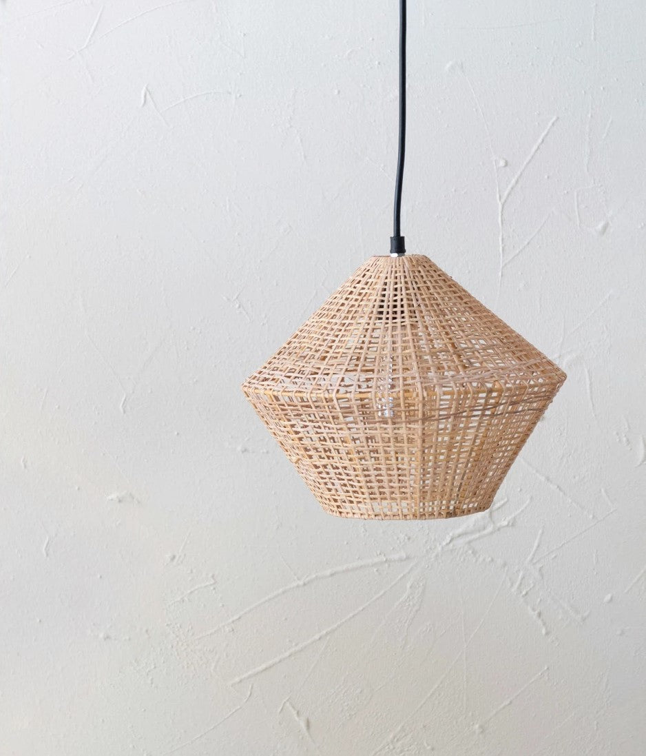 Woven Rattan Pendant Lamp