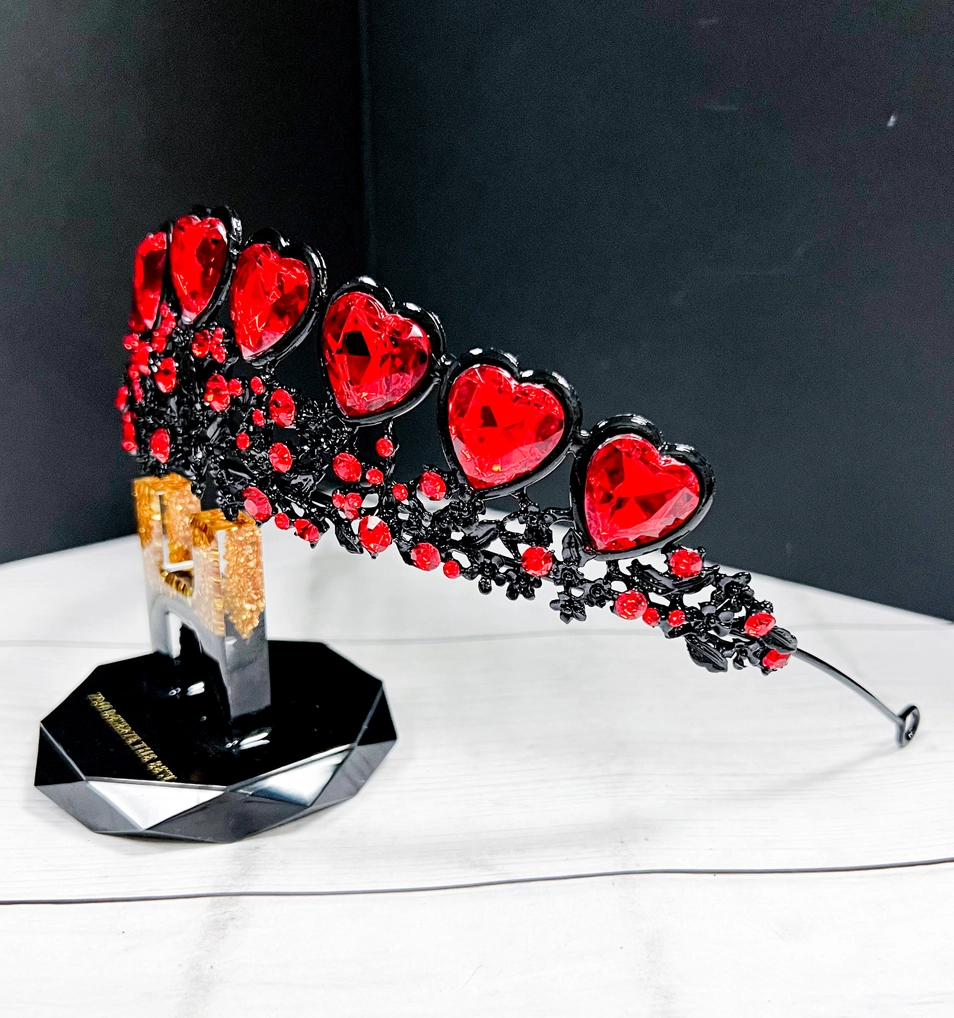 Queen of Hearts Crown