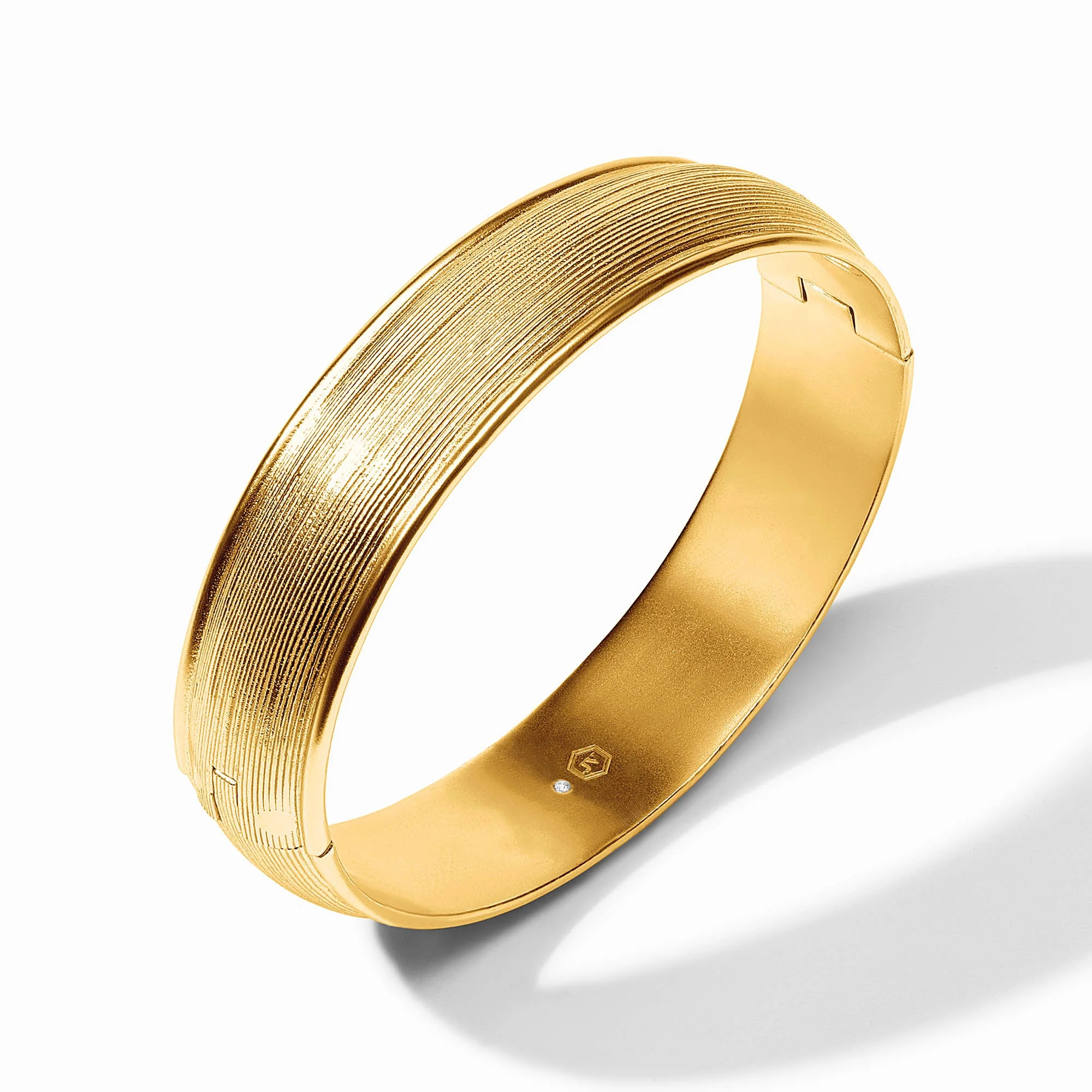 Julie Vos Cobblestone Hinge Bangle
