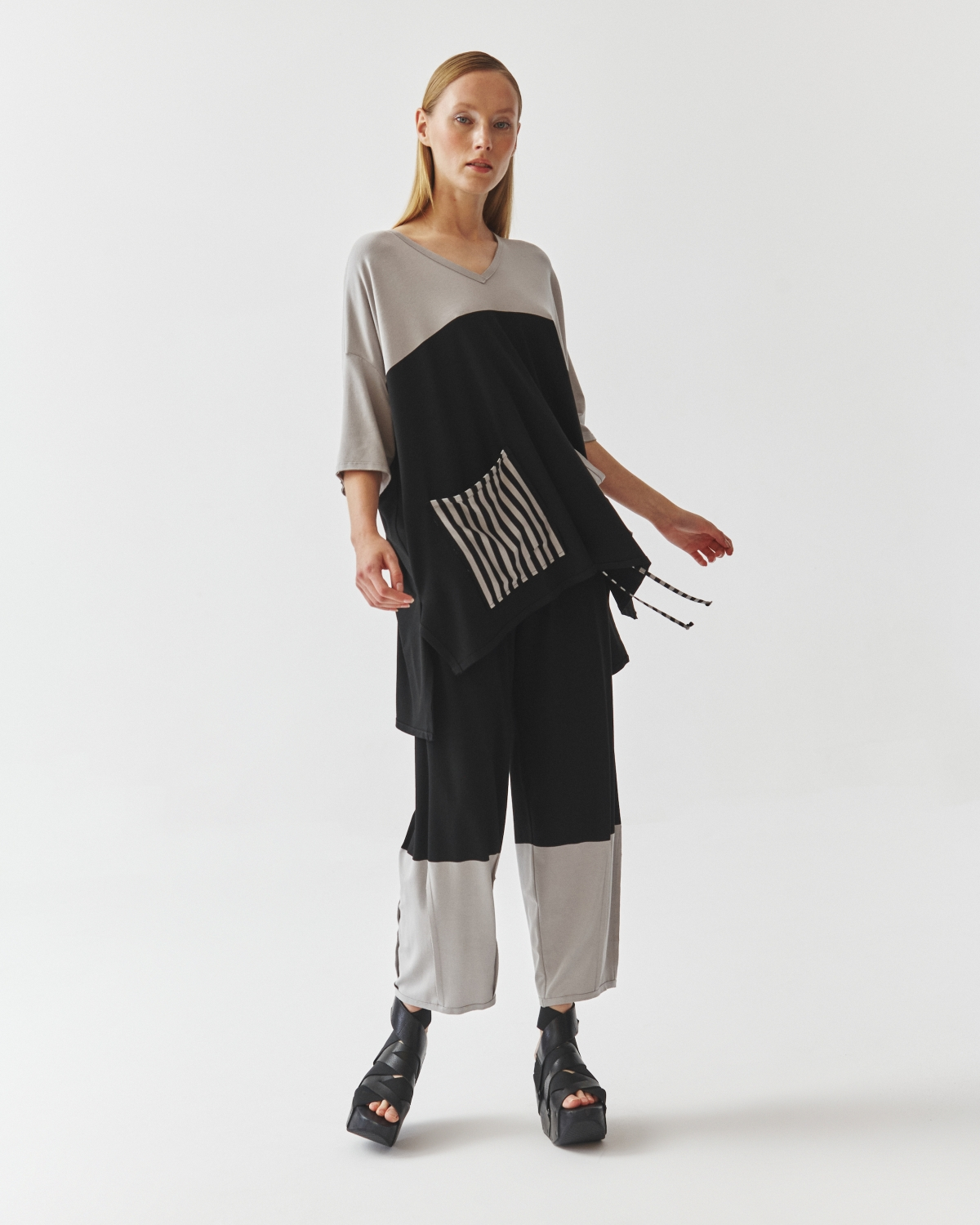 Kedziorek's Colorblock Pocket Top in Black and Grey