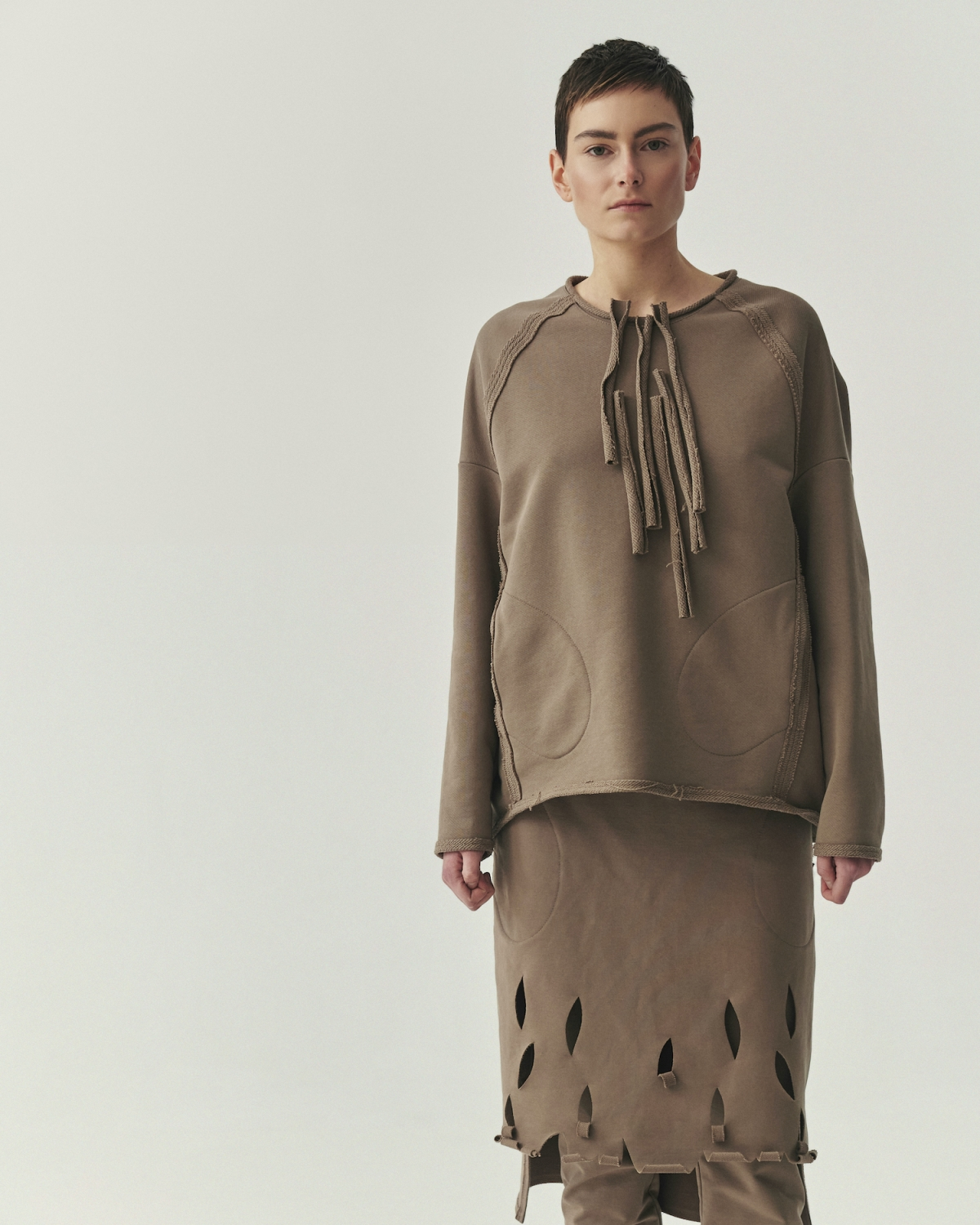 Kedziorek's Two Pocket Top in Taupe