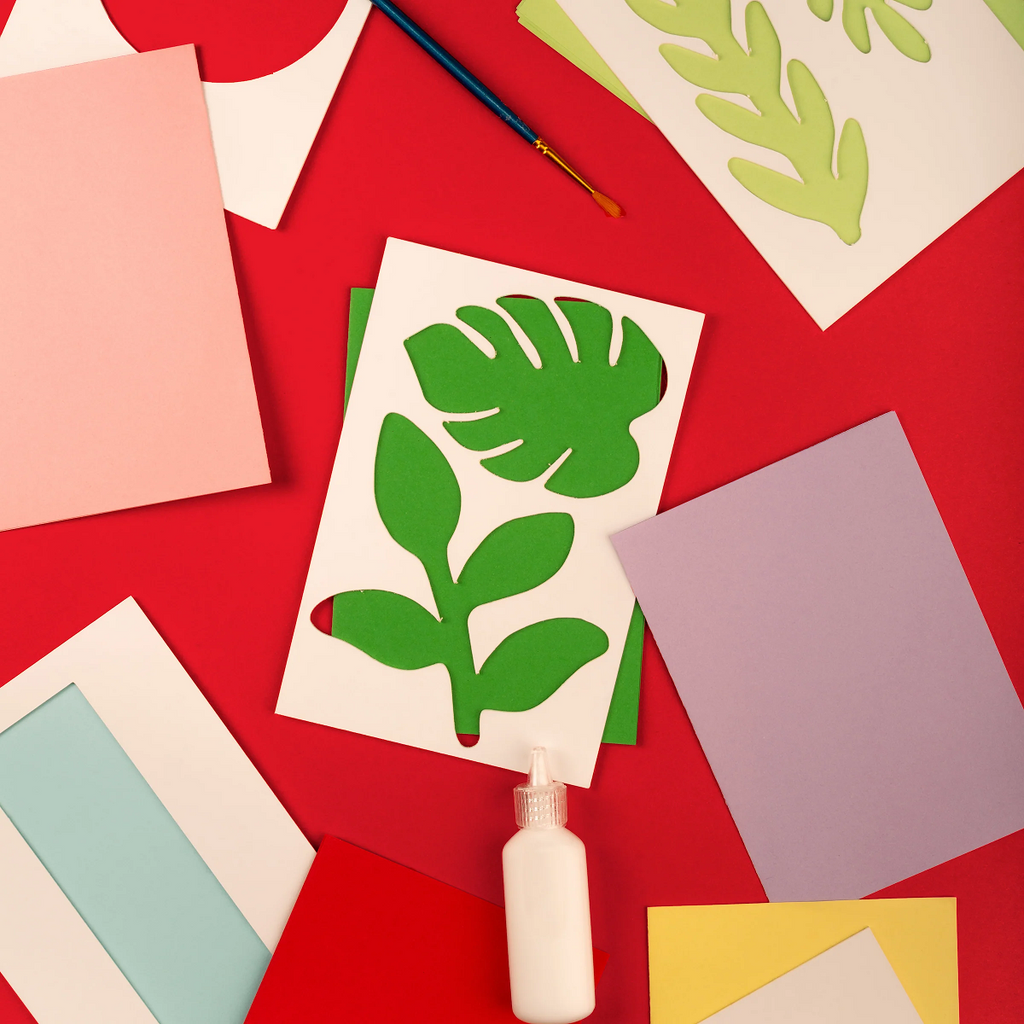 Crafters Make Your Own Paper Flowers Kit