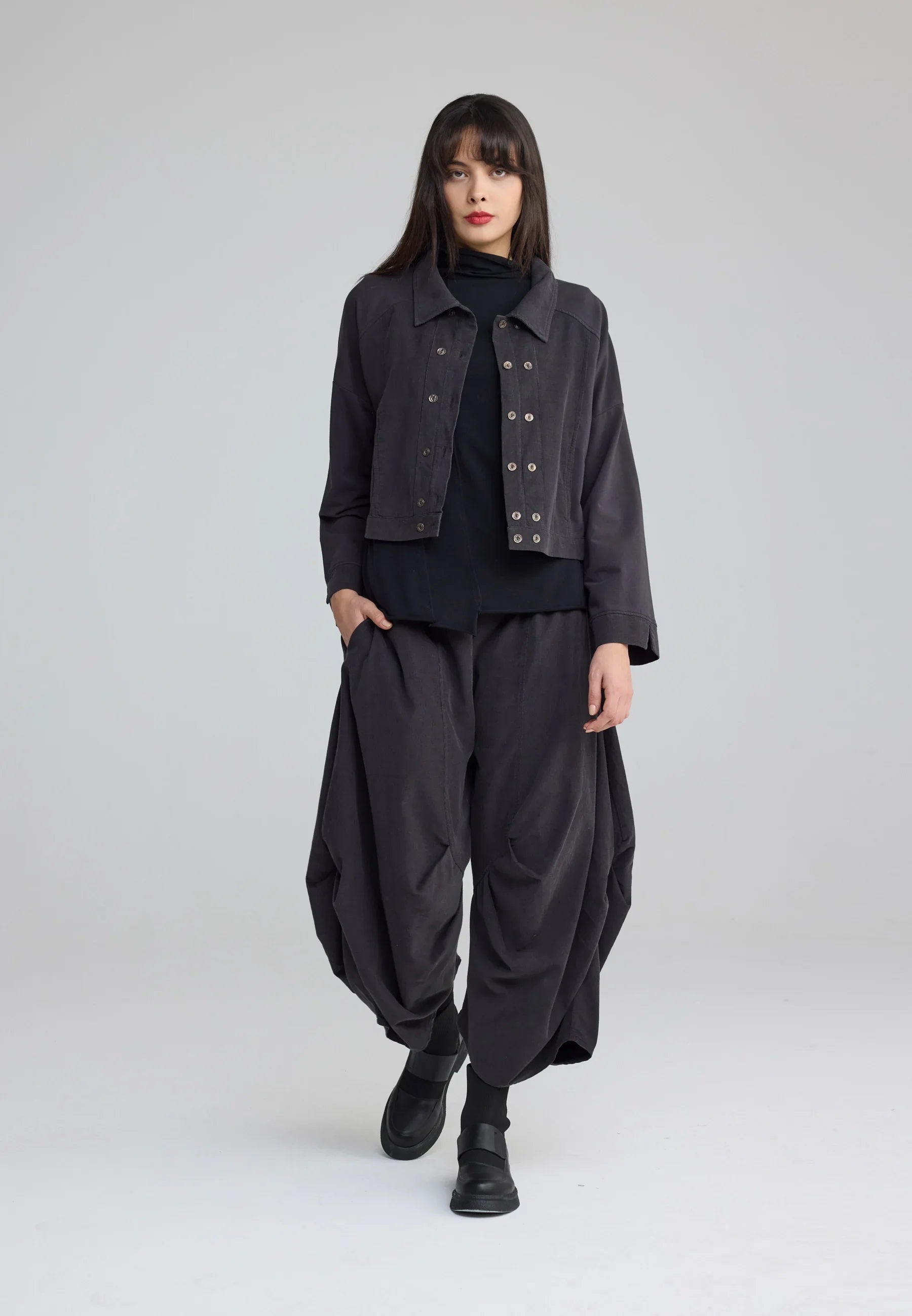 Luukaa's Noira Pleat Balloon Pants in Mink