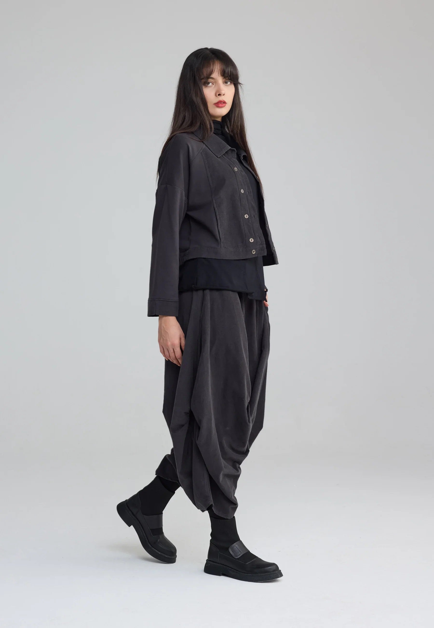 Luukaa's Noira Pleat Balloon Pants in Mink