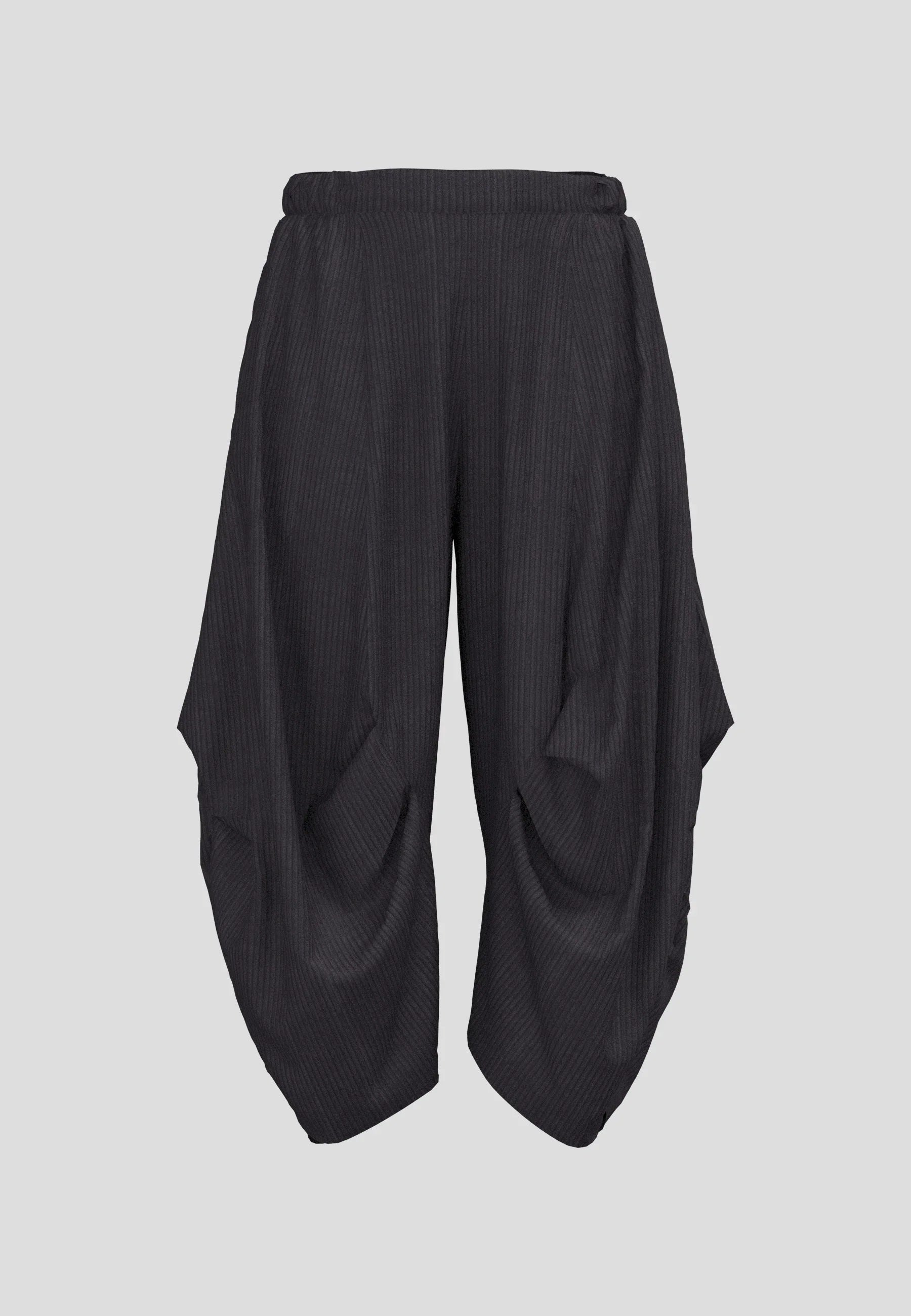 Luukaa's Noira Pleat Balloon Pants in Mink