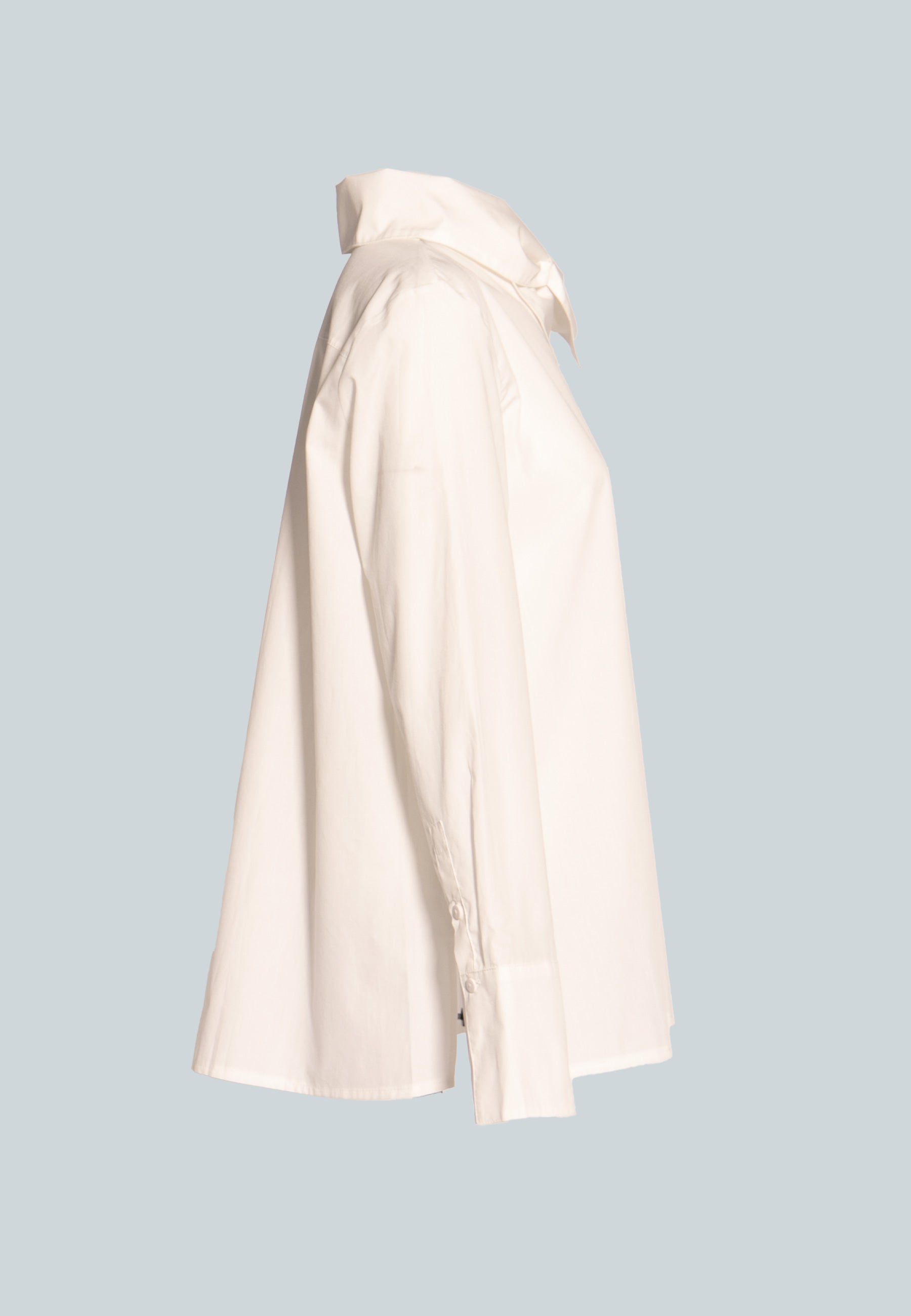  The Basic Shirt by LUUKAA in Ecru