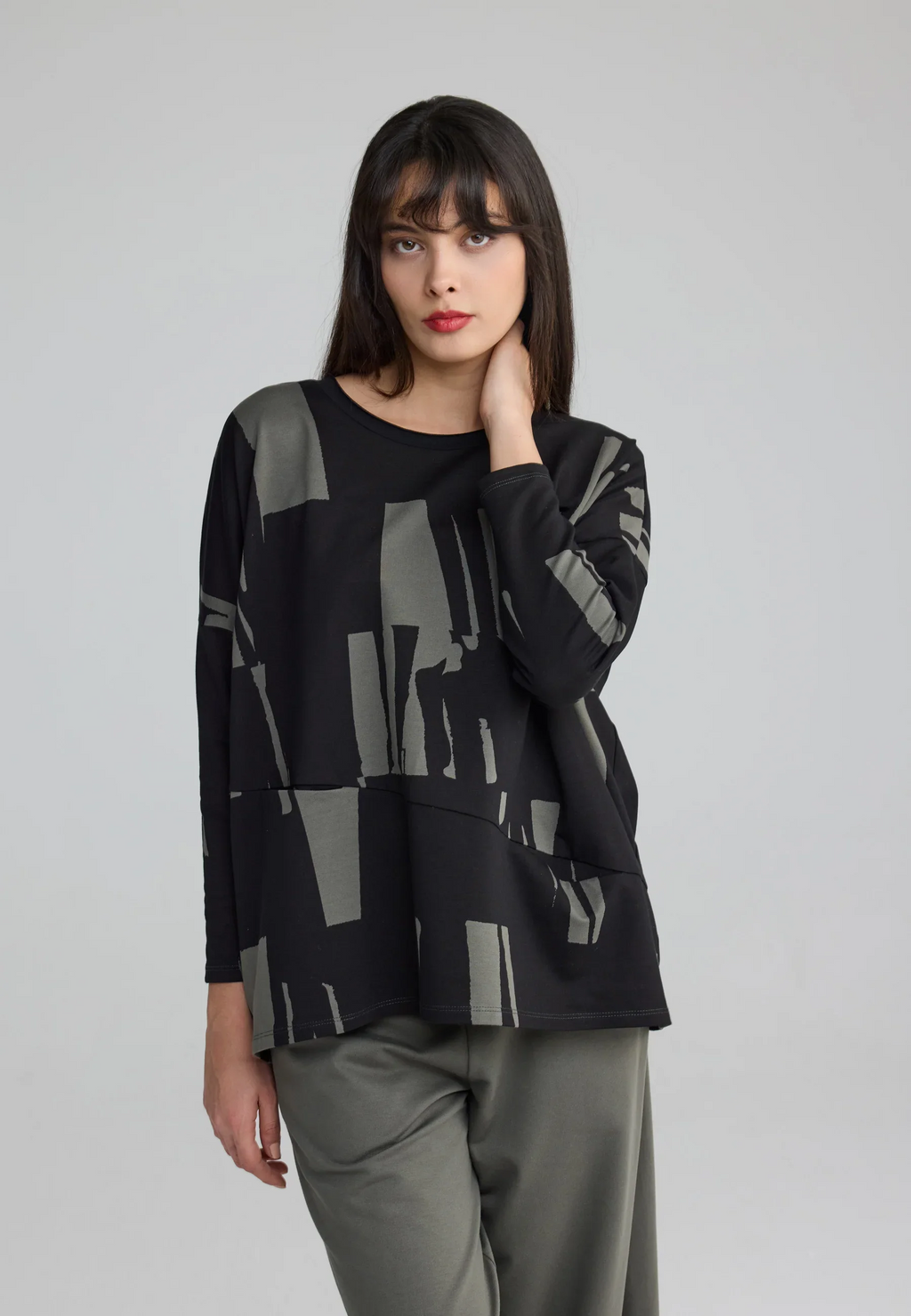 Luukaa's Cascade Marilla Printed Pocket Tunic in Black & Khaki