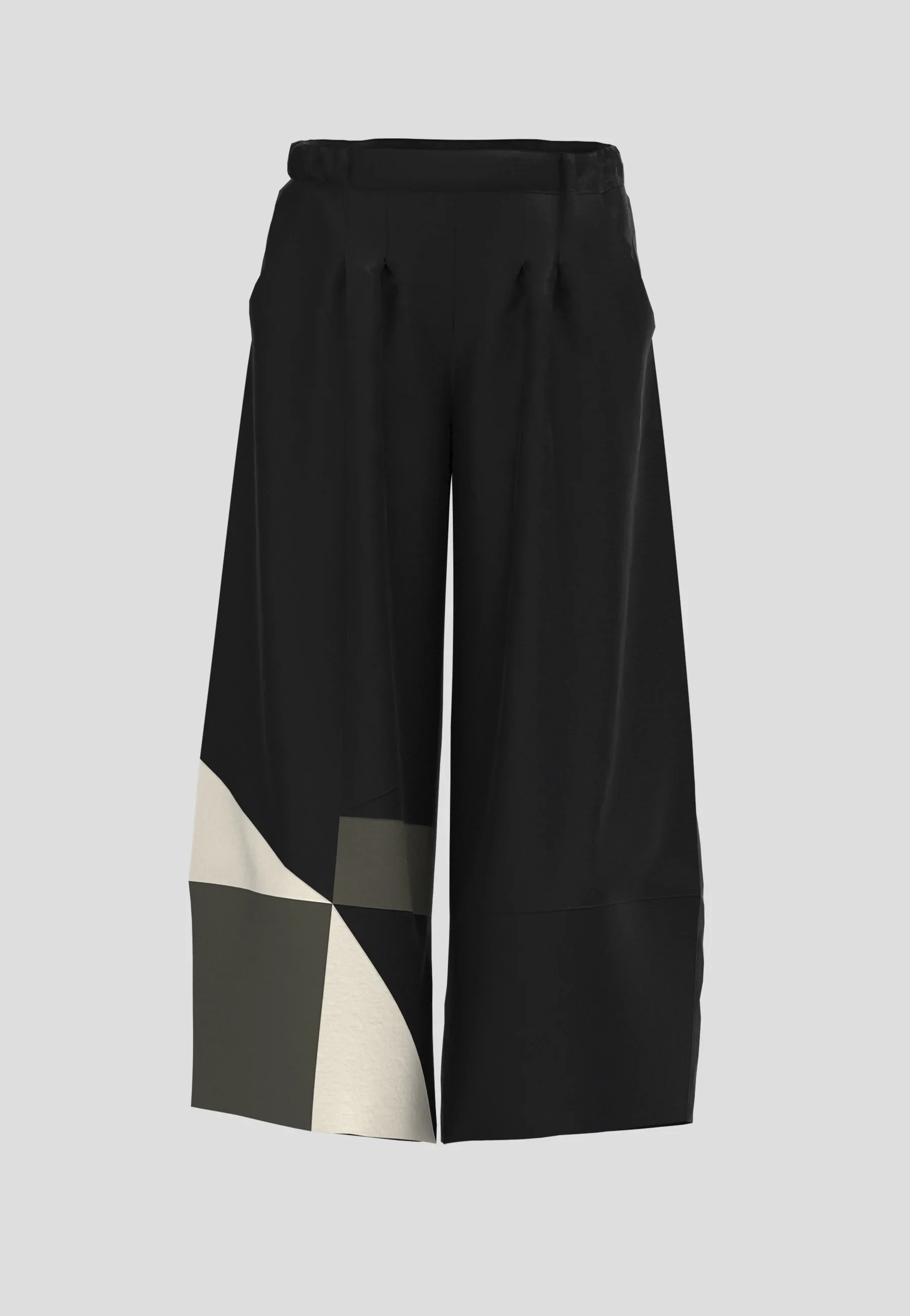 Luukaa's Cascade Brooklyn Cropped Pants